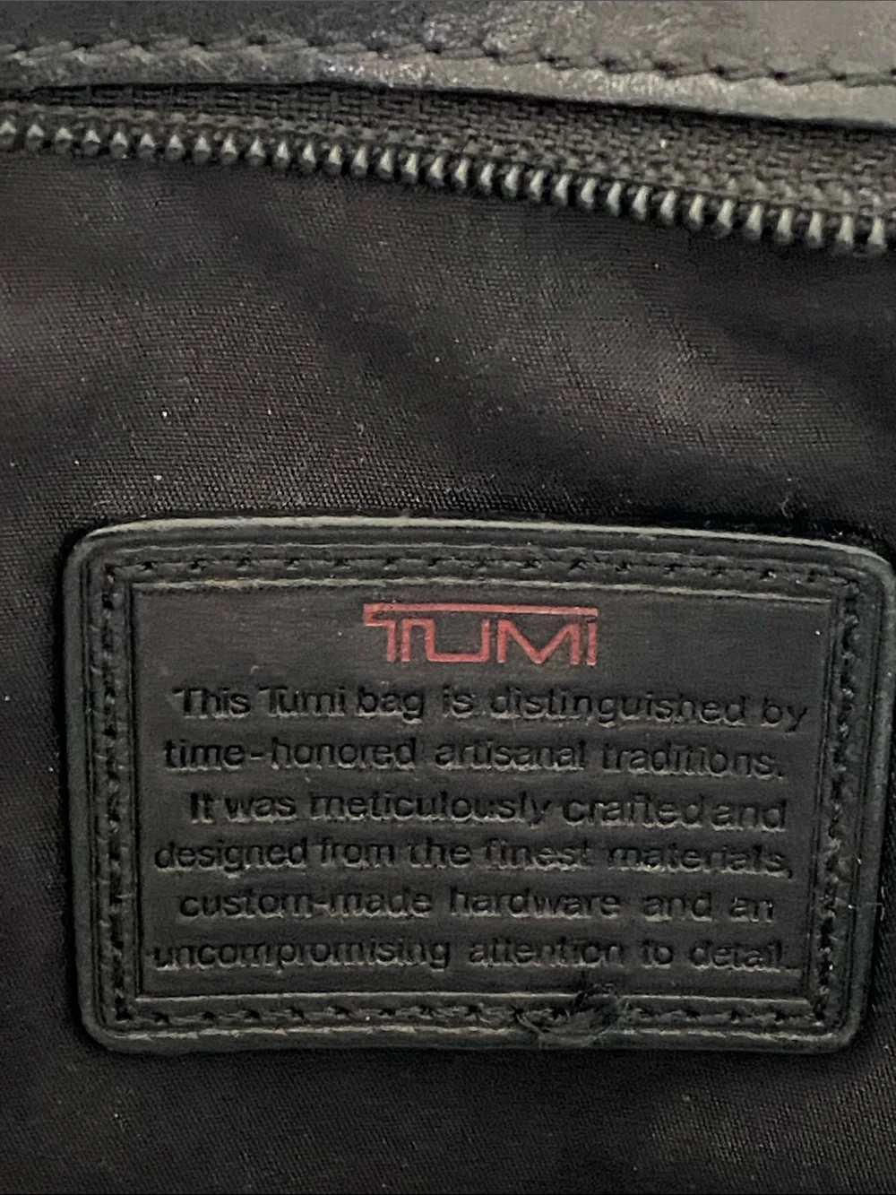 Tumi Alpha Slim Black Leather Portfolio Briefcase 17” Laptop Strap Pockets Sleek